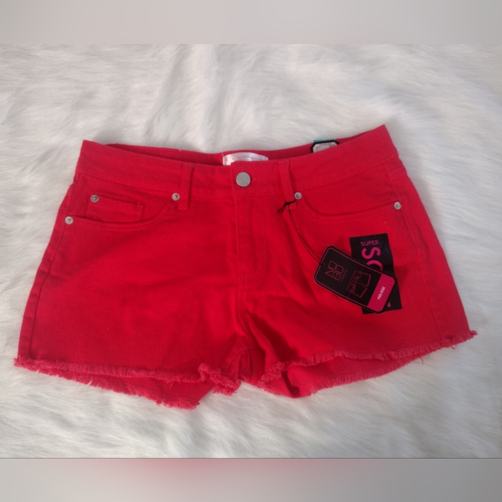 Women's/Juniors shorts